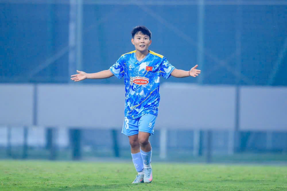 Đội tuyển nữ Việt Nam thắng Uzbekistan 1-0 - ảnh 3