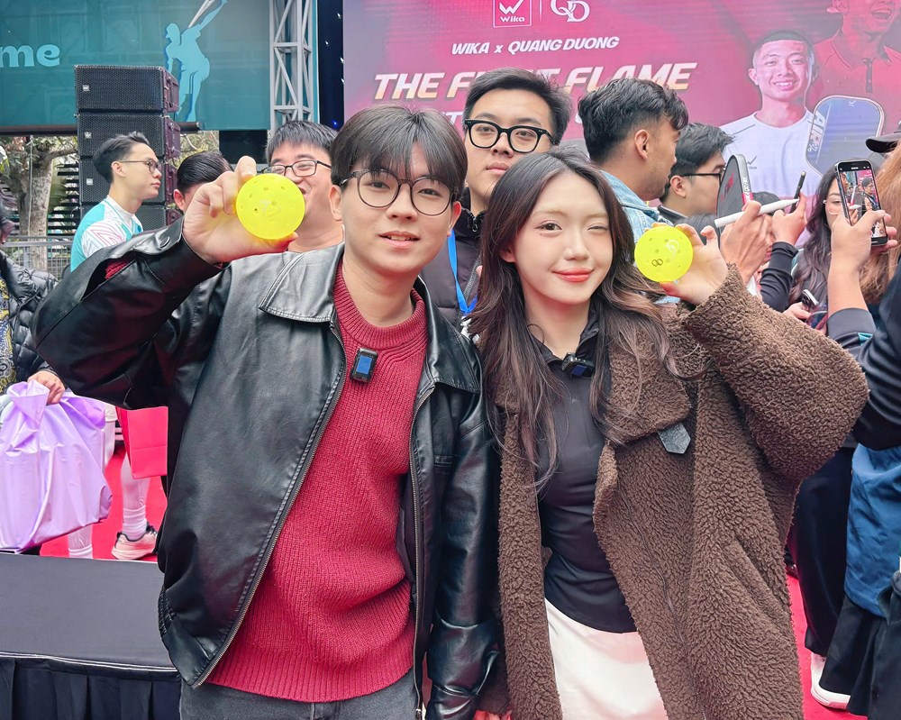 Tay vợt Quang Dương được cổ động viên đón tiếp nồng nhiệt - ảnh 2