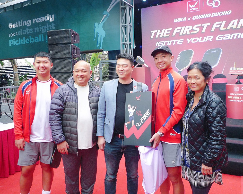 Tay vợt Quang Dương được cổ động viên đón tiếp nồng nhiệt - ảnh 6