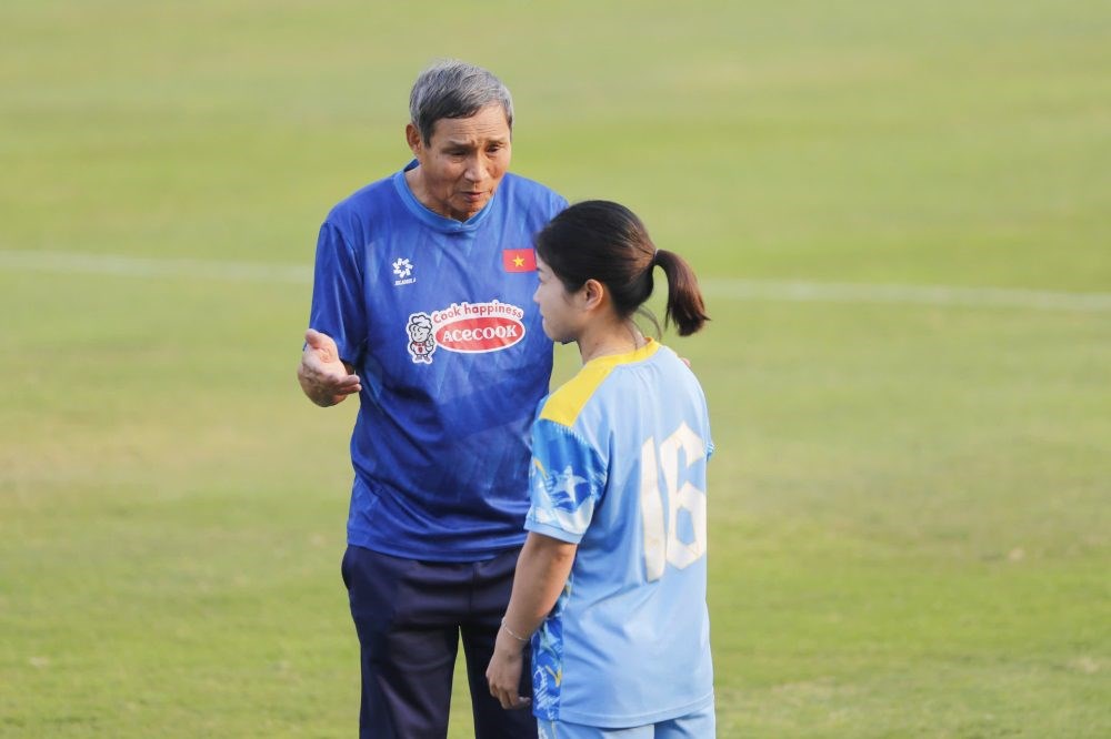 Đội tuyển nữ Việt Nam tăng tốc chuẩn bị VCK châu Á 2026 - ảnh 1