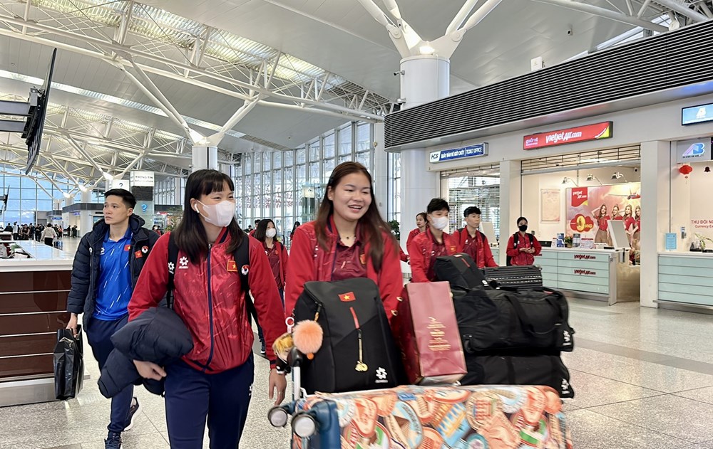 Đội tuyển nữ Việt Nam có buổi tập đầu tiên tại Trung Quốc - ảnh 1