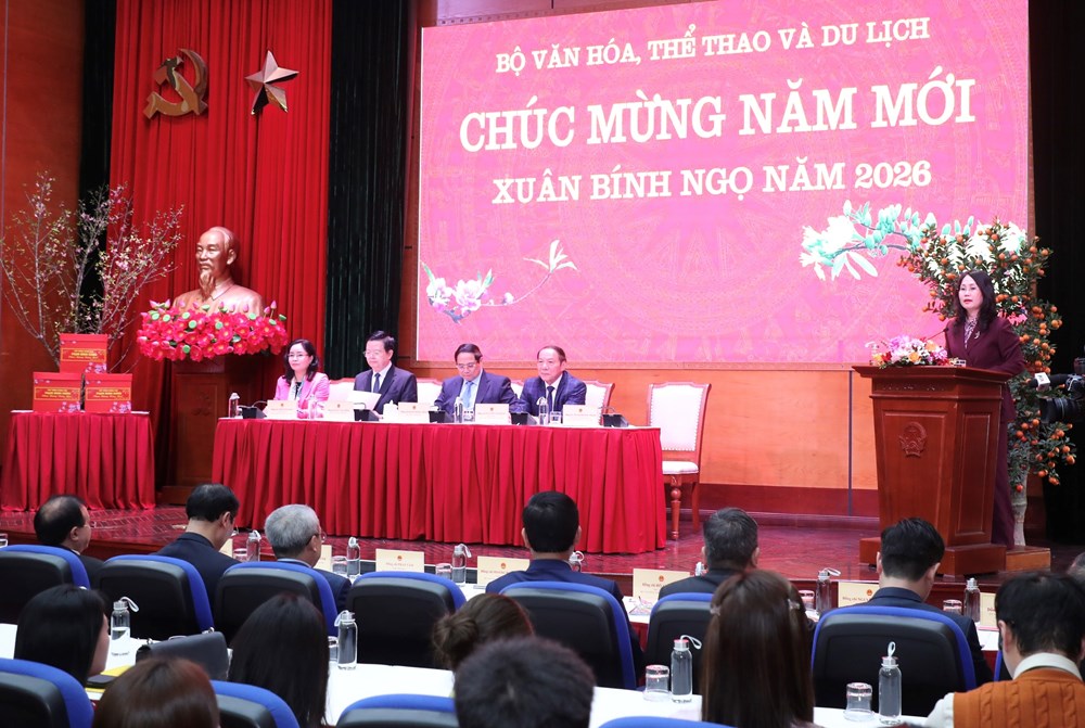 Thủ tướng Phạm Minh Chính thăm, chúc Tết và làm việc với Bộ VHTTDL - ảnh 2