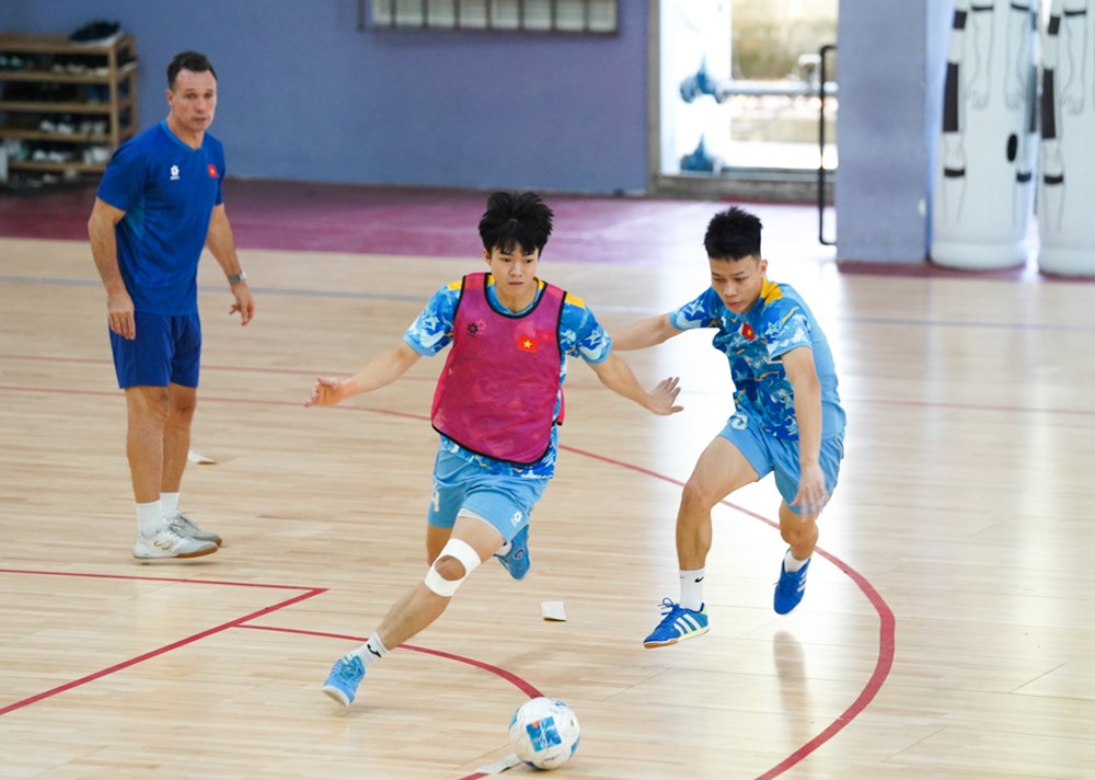 Đội tuyển futsal Việt Nam tập luyện chuẩn bị cho Giải vô địch futsal Đông Nam Á 2026 - ảnh 3