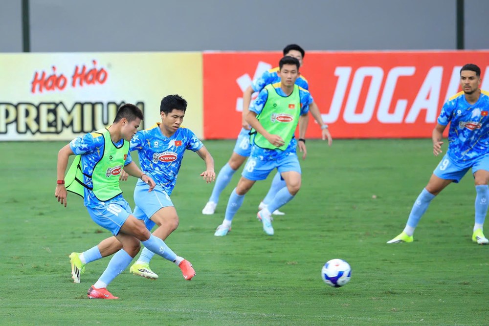 ĐT Việt Nam bổ sung lực lượng chuẩn bị cho trận giao hữu gặp Bangladesh - ảnh 2