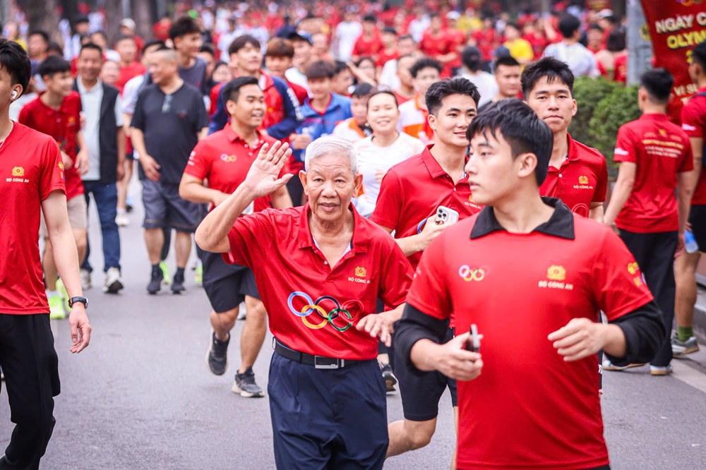 Sôi động chuỗi hoạt động kỷ niệm 80 năm Ngày truyền thống ngành Thể dục thể thao - ảnh 2