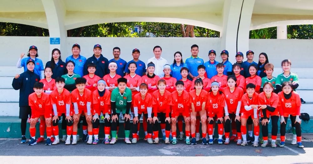 LĐBĐ Việt Nam động viên ĐT U20 nữ Việt Nam trước ngày lên đường dự VCK châu Á 2026 - ảnh 2