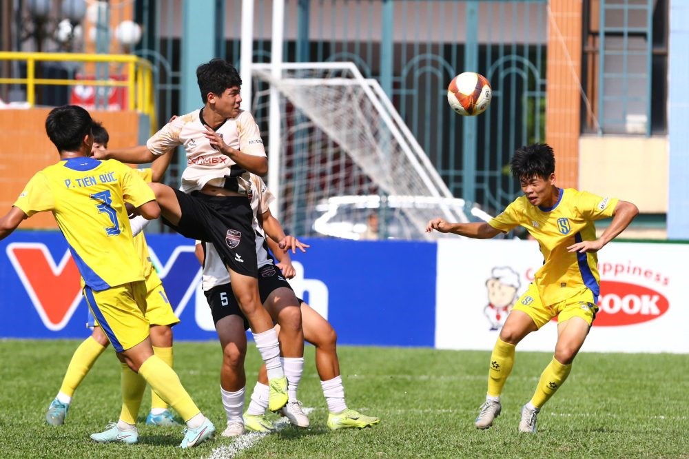SLNA và Tây Ninh giành vé vào bán kết - ảnh 1