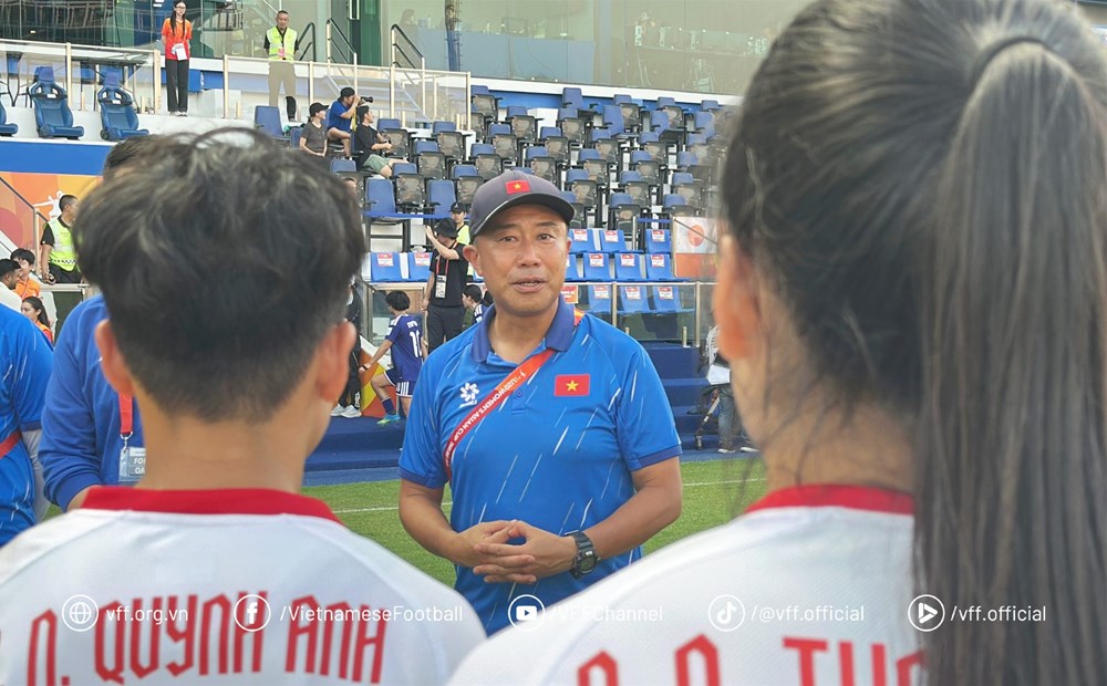 HLV Okiyama Masahiko: “Gặp U20 nữ Nhật Bản giúp chúng tôi rút ra nhiều kinh nghiệm” - ảnh 1