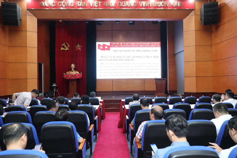 Tạo chuyển biến mạnh mẽ trong việc triển khai thực hiện Nghị quyết Trung ương 2 khóa XIV - ảnh 2