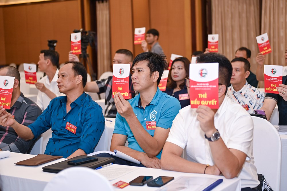 Ông Dương Mạnh Tiến được bầu giữ chức Chủ tịch Liên đoàn Bóng chuyền Việt Nam - ảnh 2