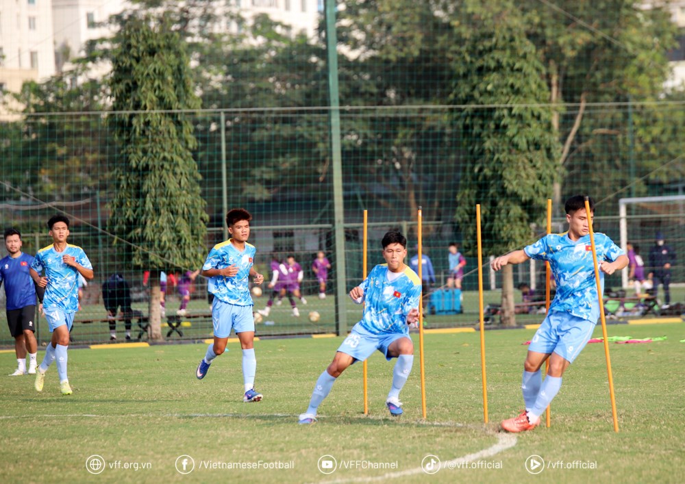 U19 Việt Nam hội quân trở lại, đối mặt thách thức nhân sự trước thềm giải Đông Nam Á - ảnh 2