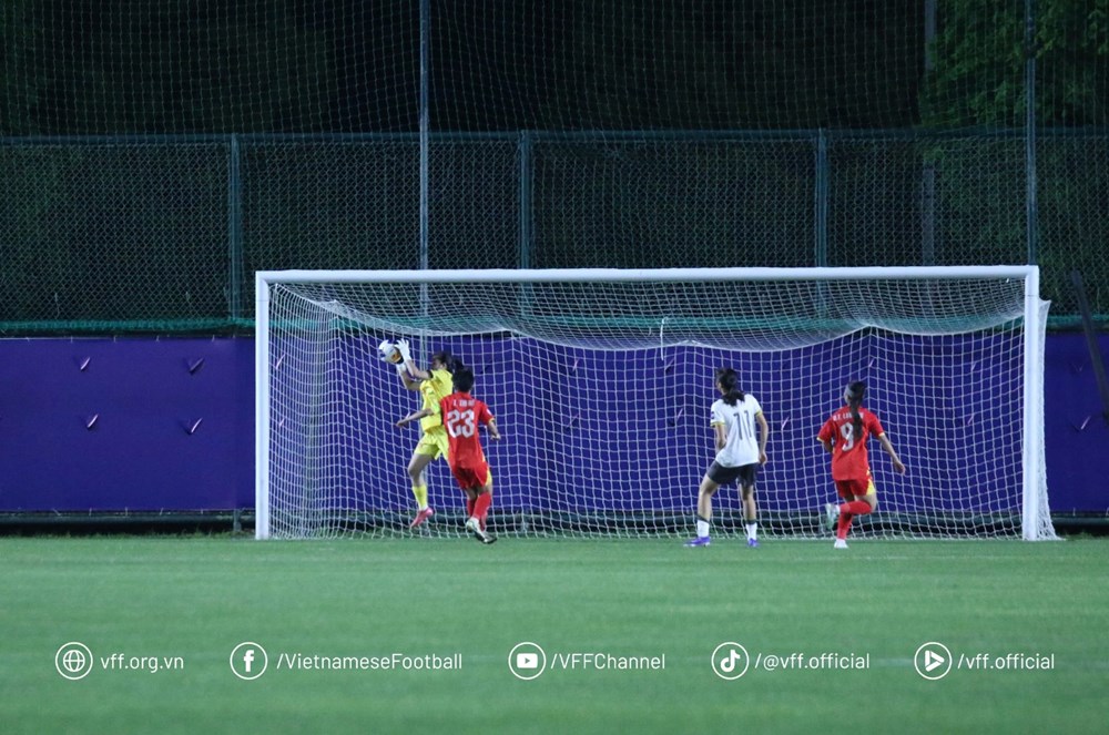 U17 nữ Việt Nam vẫn còn cơ hội đi tiếp - ảnh 2