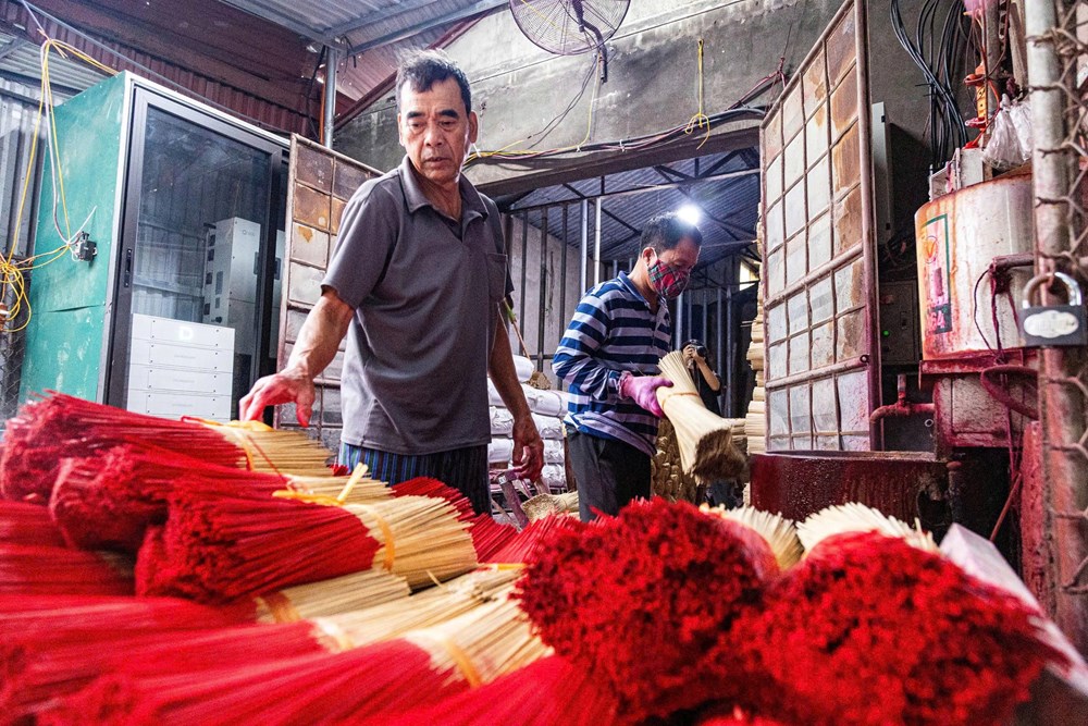 Làng nghề làm tăm hương hơn trăm tuổi ở Hà Nội - ảnh 8