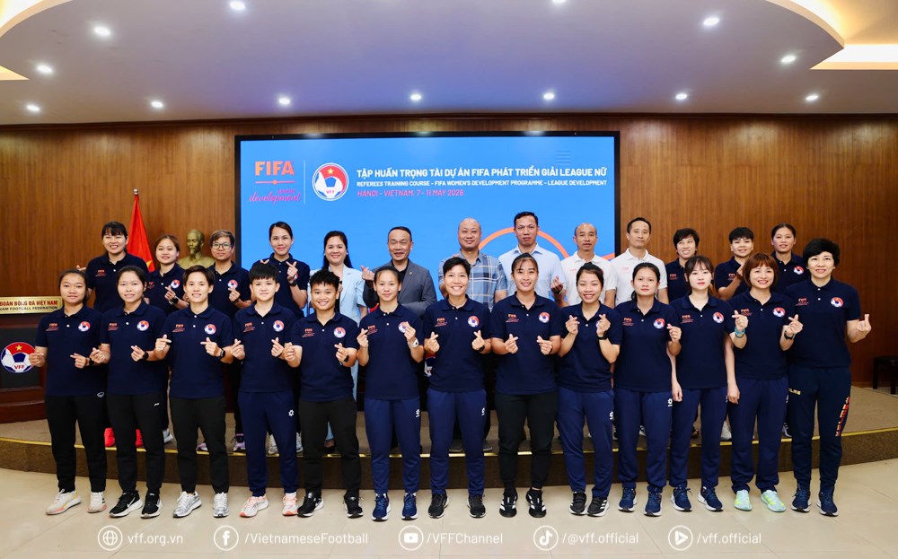 Hoàn tất tập huấn trọng tài thuộc dự án FIFA phát triển bóng đá nữ - ảnh 1