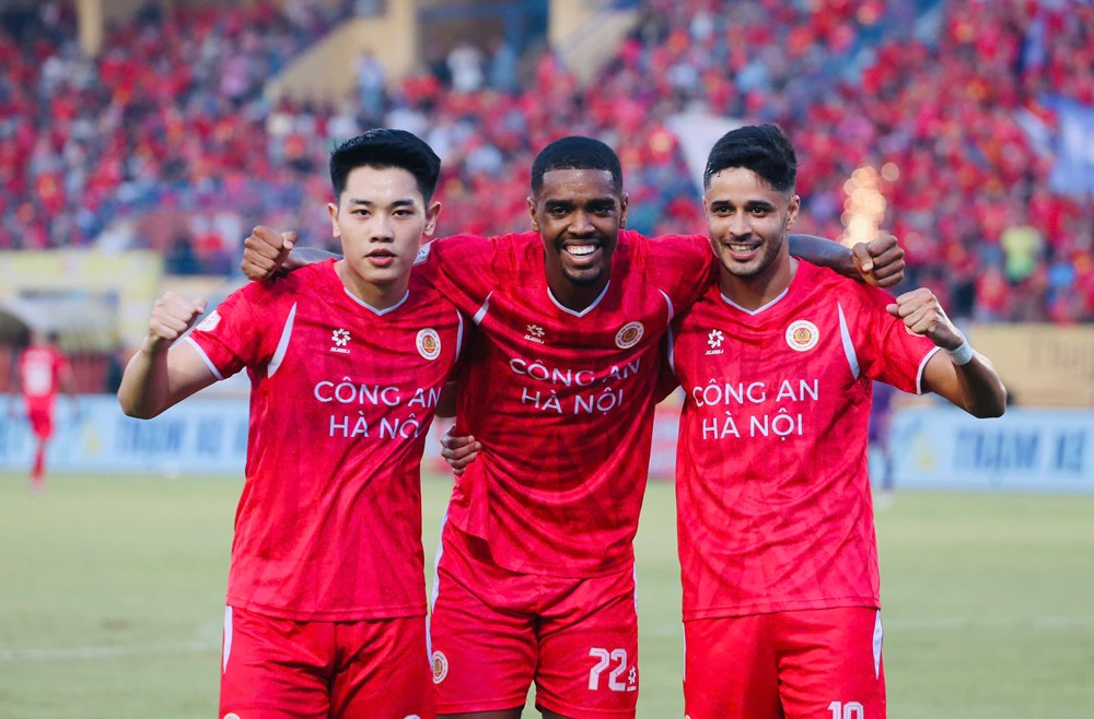 CAHN thắng Becamex TP.HCM 2-1 trong ngày nâng cúp vô địch V-League - ảnh 4