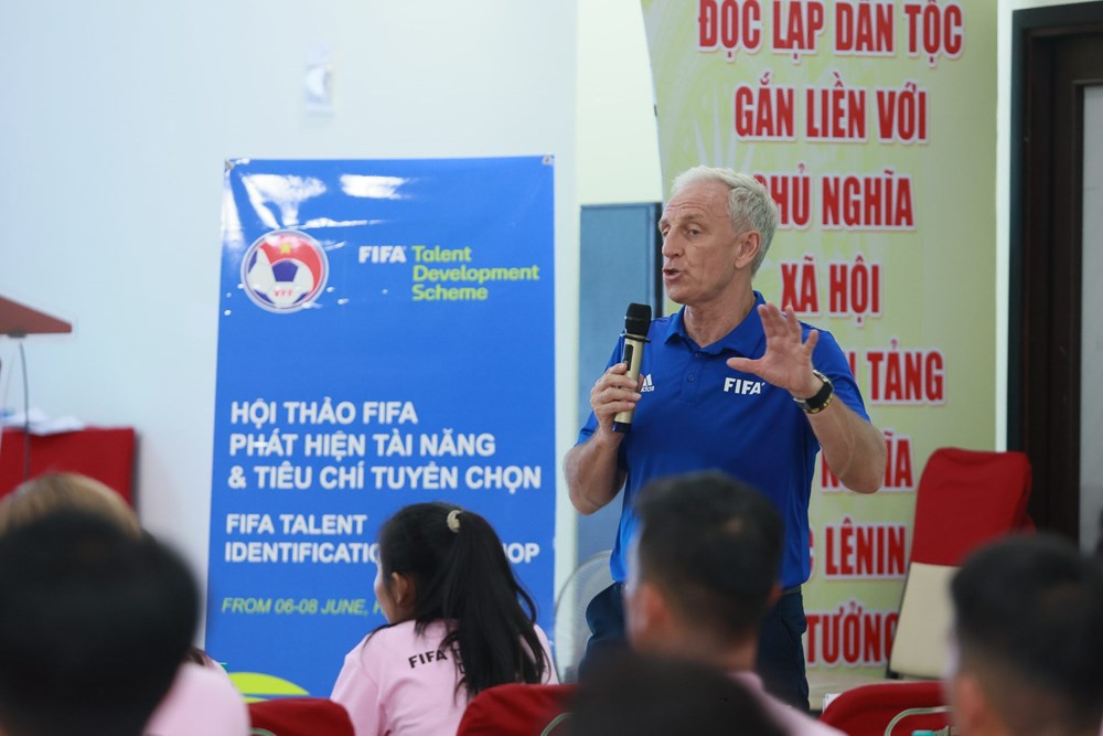 Khai mạc Hội thảo FIFA về phát hiện và tuyển chọn tài năng trẻ - ảnh 3