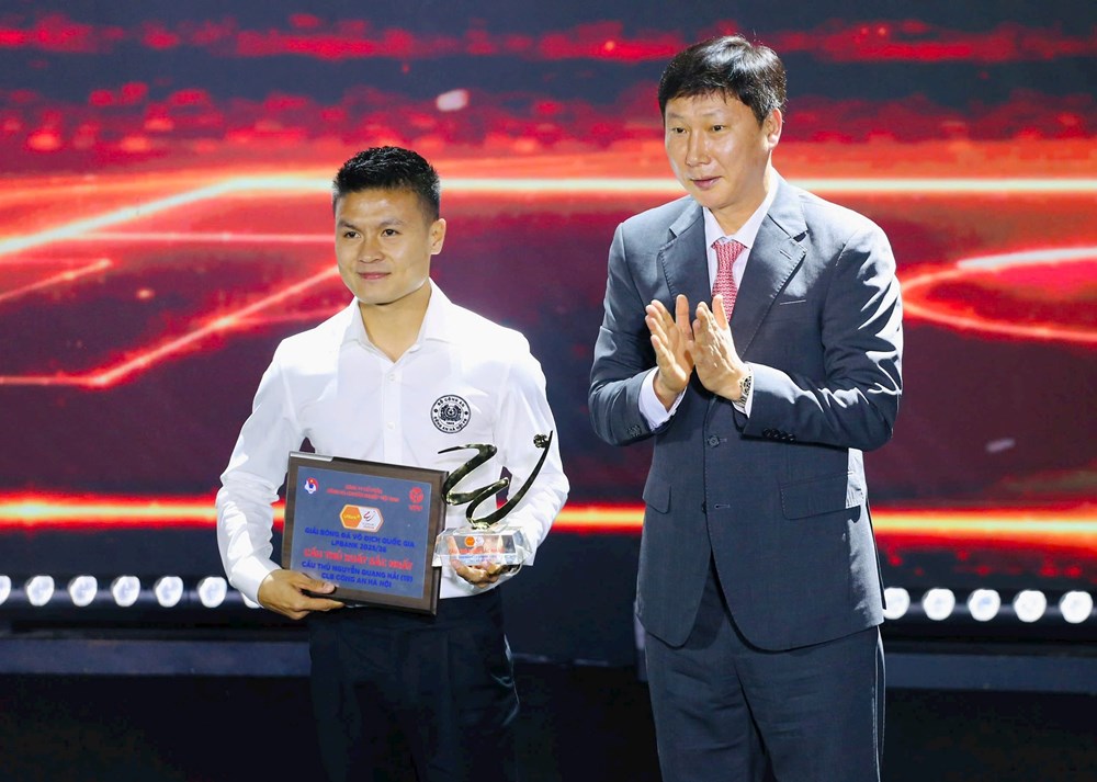 CLB Công an Hà Nội thắng lớn tại V.League Awards 2026 - ảnh 3