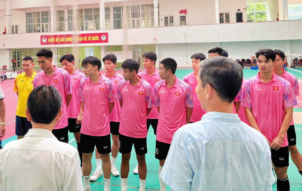 Thứ trưởng Hoàng Đạo Cương kiểm tra công tác huấn luyện chuẩn bị cho ASIAD 20 - ảnh 3