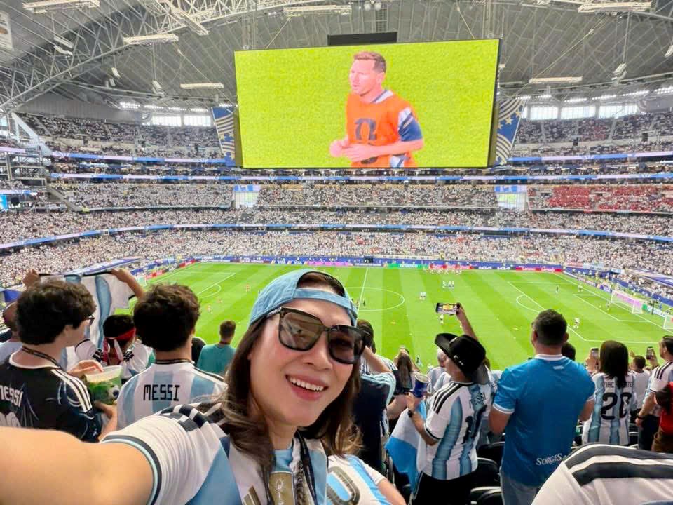 Mỹ Tâm sang Mỹ cổ vũ Messi - ảnh 2
