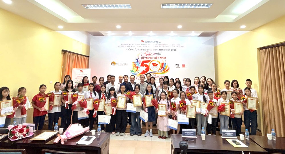 Trao giải cuộc thi vẽ tranh “Sắc màu Olympic Việt Nam - 50 năm tự hào & khát vọng” - ảnh 6