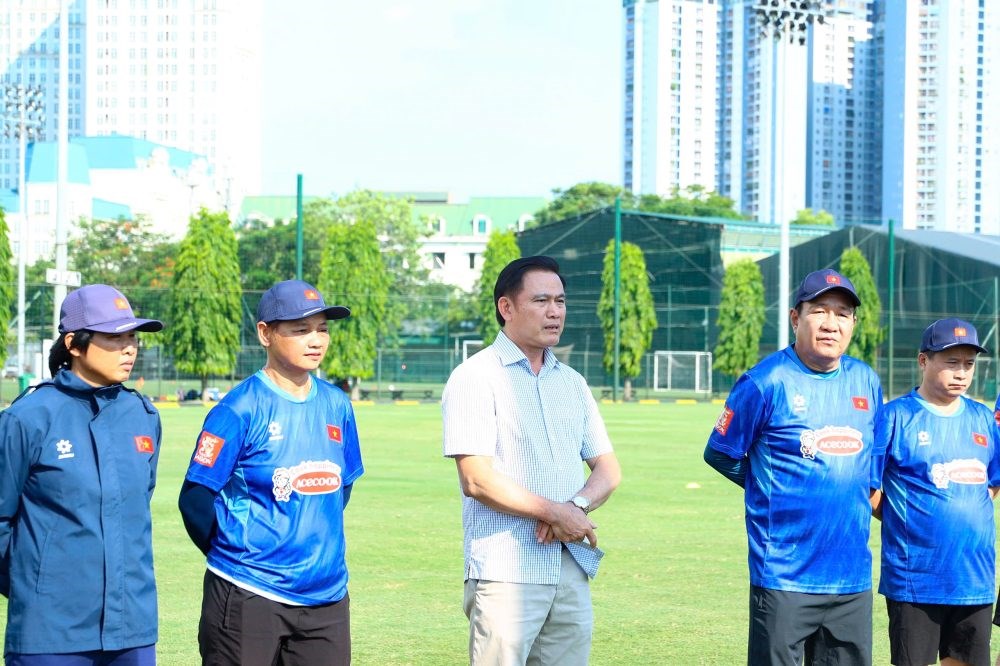 LĐBĐ Việt Nam động viên tuyển nữ Việt Nam hướng tới ASIAD 2026 - ảnh 2