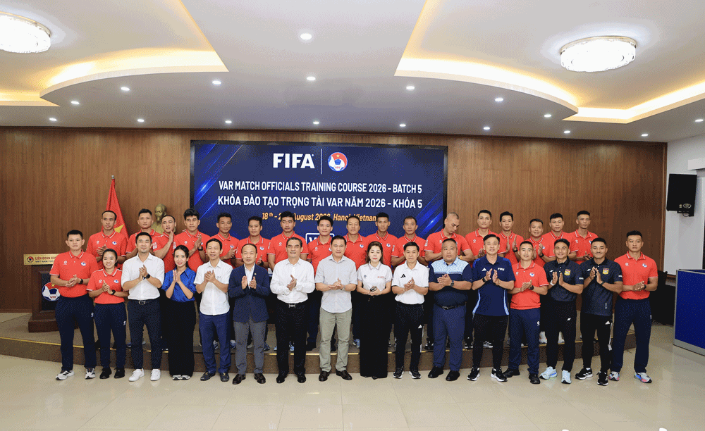 Khóa đào tạo trọng tài VAR năm 2026 quy tụ học viên Việt Nam, Lào và Malaysia - ảnh 1