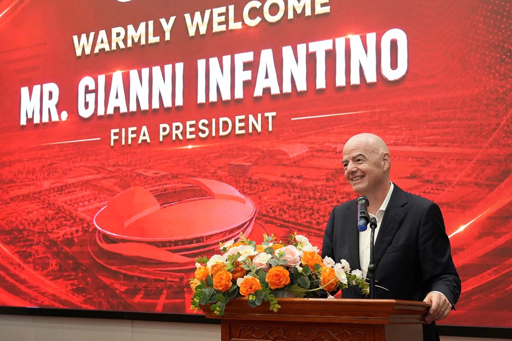 Chủ tịch FIFA tin Việt Nam có thể trở thành cường quốc bóng đá thế giới - ảnh 1