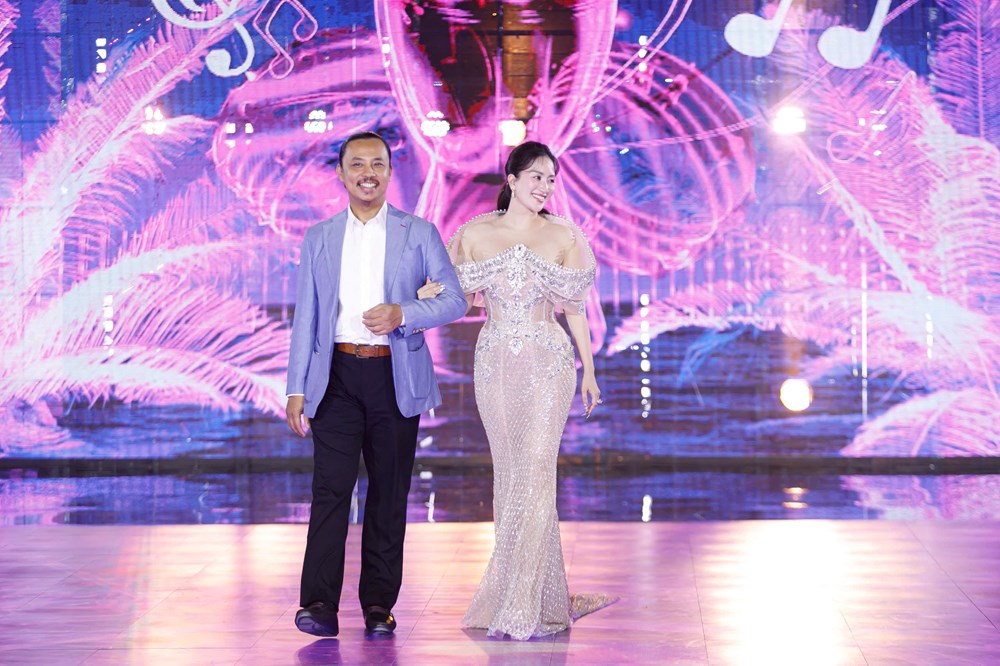 Khánh Thi, Chí Anh chung tay đưa Giải vô địch thế giới Showdance Latin 2026 về Việt Nam - ảnh 1