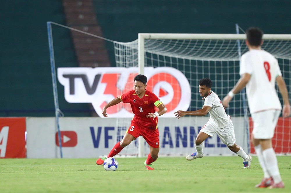 Vòng loại U20 châu Á 2027 và bài học quý cho bóng đá trẻ Việt Nam - ảnh 1