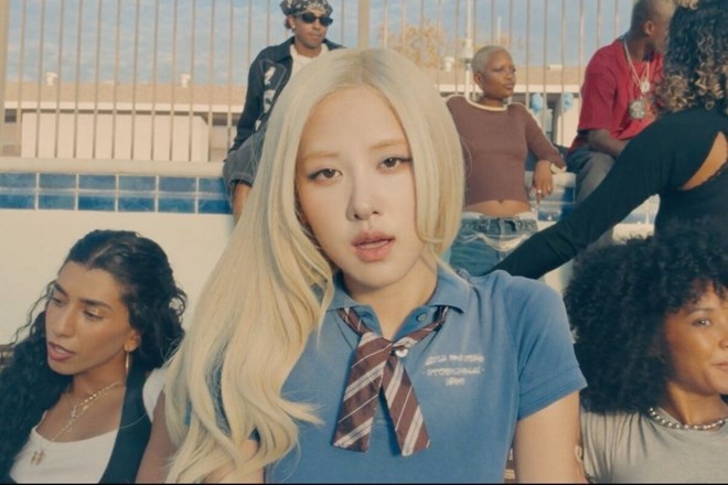 Rosé (Blackpink) tung MV “New trick” quay hoàn toàn bằng iPhone 18 Pro - ảnh 1