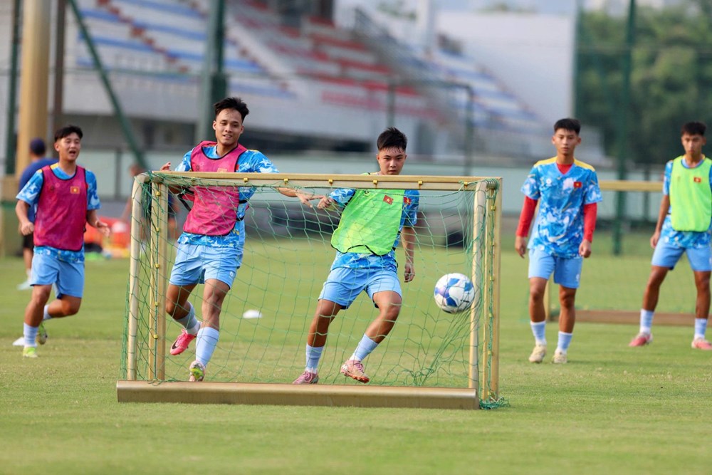 U17 Việt Nam tăng tốc chuẩn bị cho FIFA U17 World Cup 2026 - ảnh 2