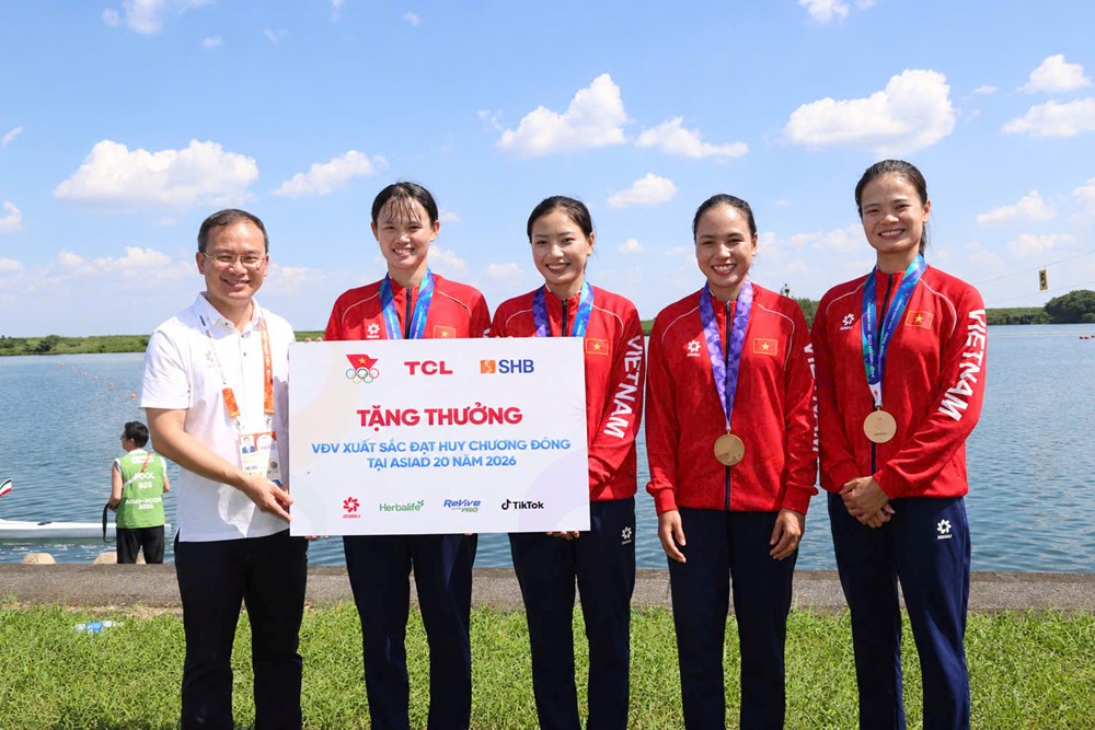 Những tay chèo “nhỏ bé” và tấm HCĐ của ý chí Việt Nam - ảnh 2