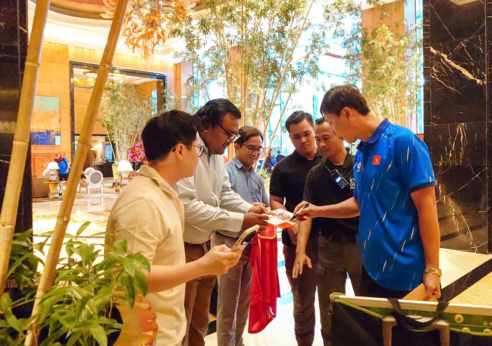 ĐT Việt Nam đến Jakarta, hướng tới trận gặp Pakistan - ảnh 2