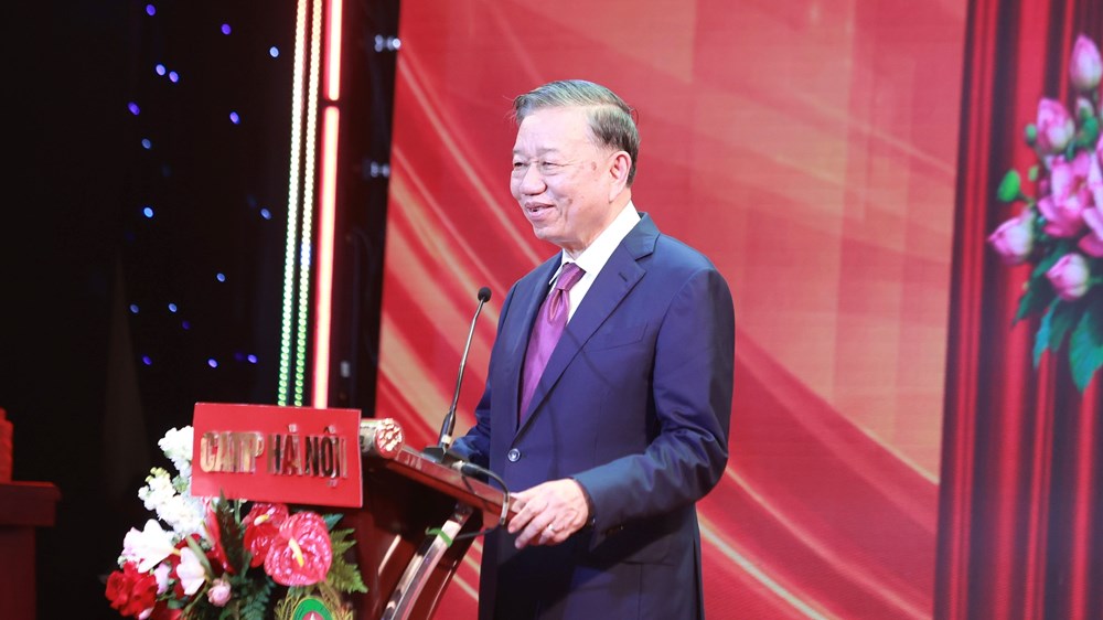 Tổng Bí thư, Chủ tịch nước Tô Lâm dự Lễ kỷ niệm 70 năm thành lập CLB bóng đá Công an Hà Nội - ảnh 2
