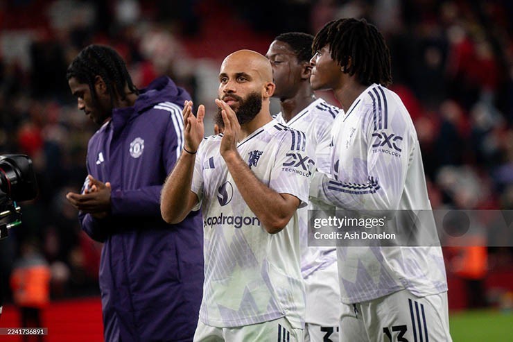 Man United đánh mất bản lĩnh trong trận hòa Tottenham - ảnh 1