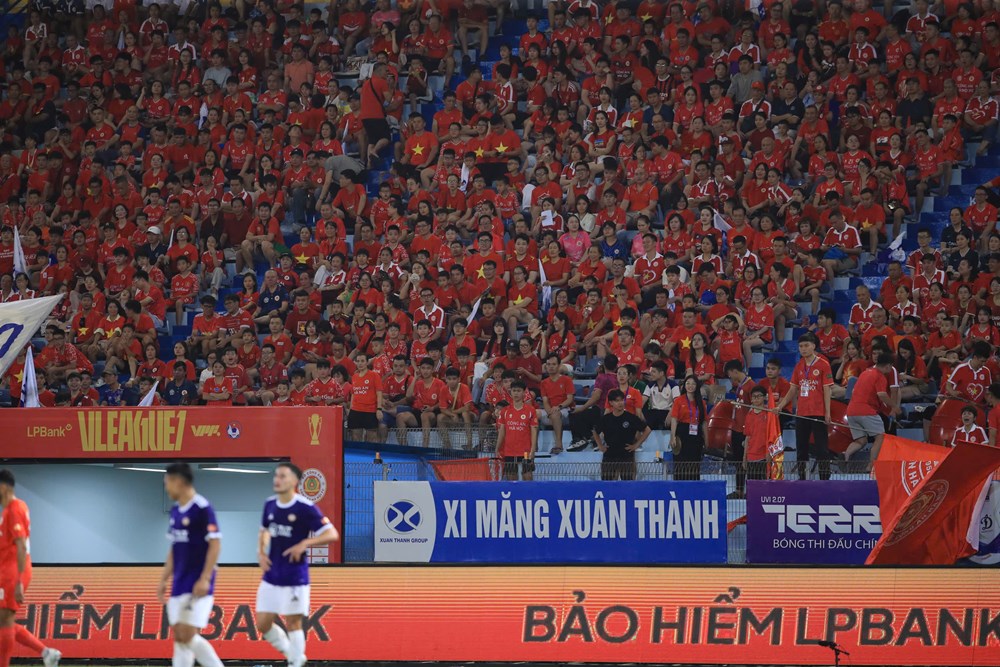 Sắc màu và cảm xúc trận derby Thủ đô - ảnh 4