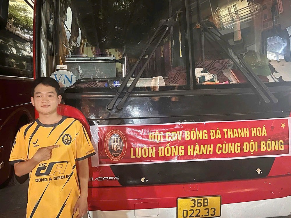 Sắc màu cổ động viên trước cuộc đối đầu giữa CAHN và Thanh Hóa - ảnh 2