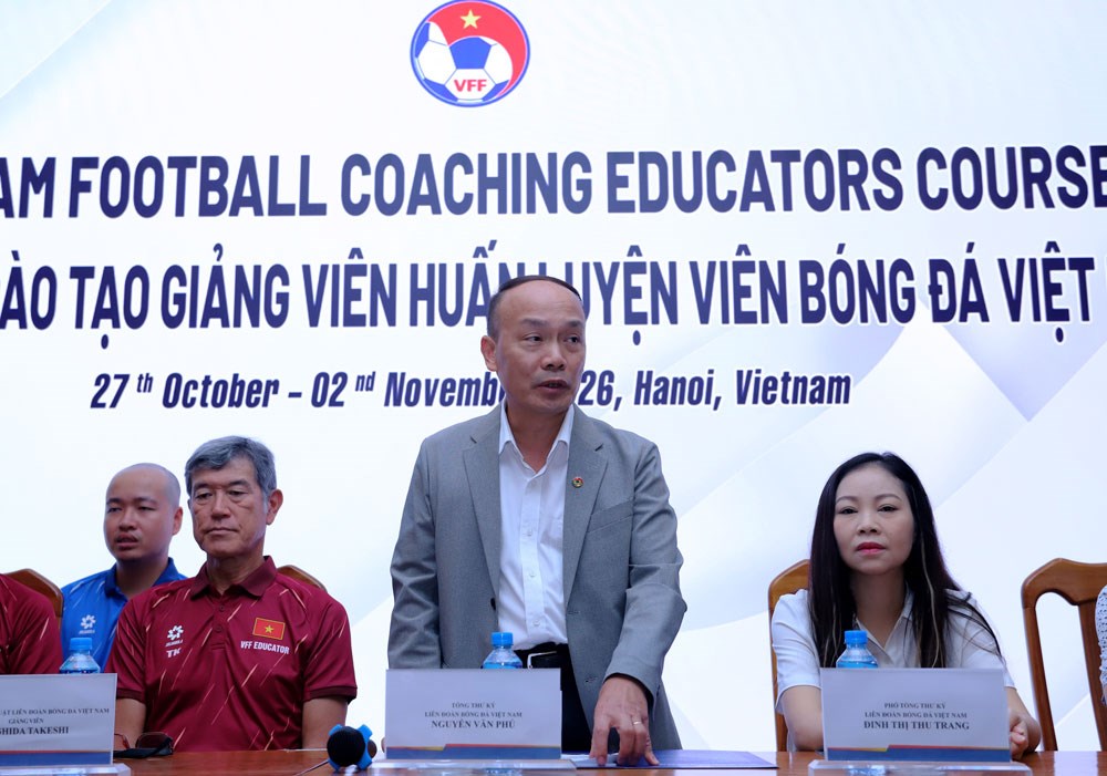 Bóng đá Việt Nam chú trọng đào tạo đội ngũ giảng viên huấn luyện viên - ảnh 1