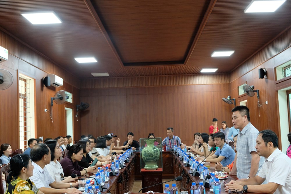 Trao quà cho các đoàn viên công đoàn có hoàn cảnh khó khăn - ảnh 5