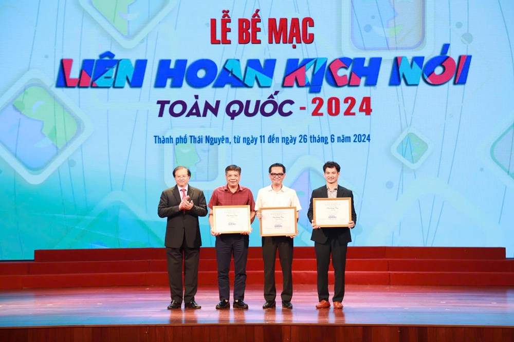Bế mạc Liên hoan Kịch nói toàn quốc 2024 - ảnh 1