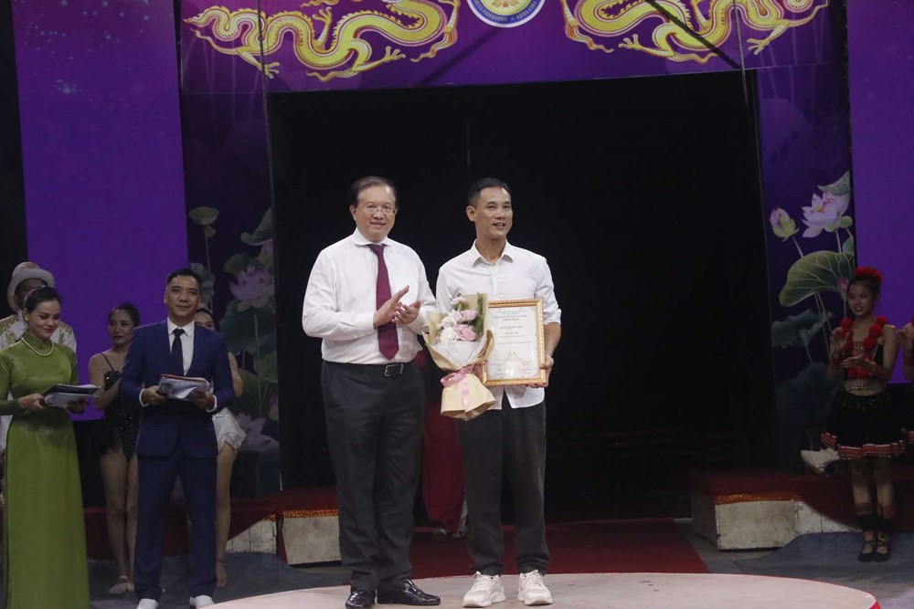 Trao ba giải Nhất tại Cuộc thi Tài năng Xiếc toàn quốc 2024 - ảnh 7
