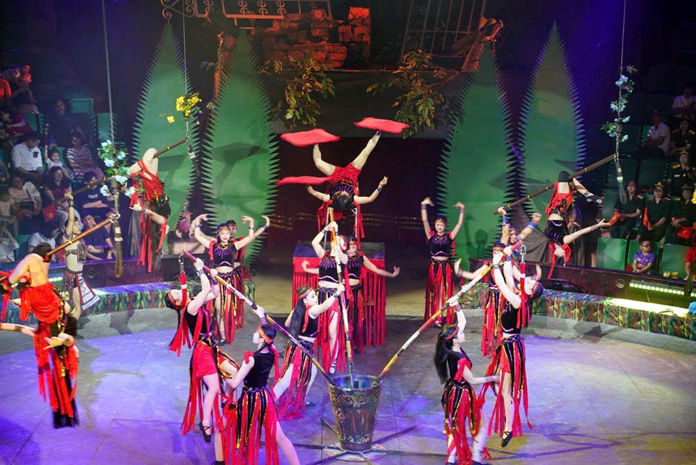 Mang 'làn gió mới' vào nghệ thuật xiếc - ảnh 2