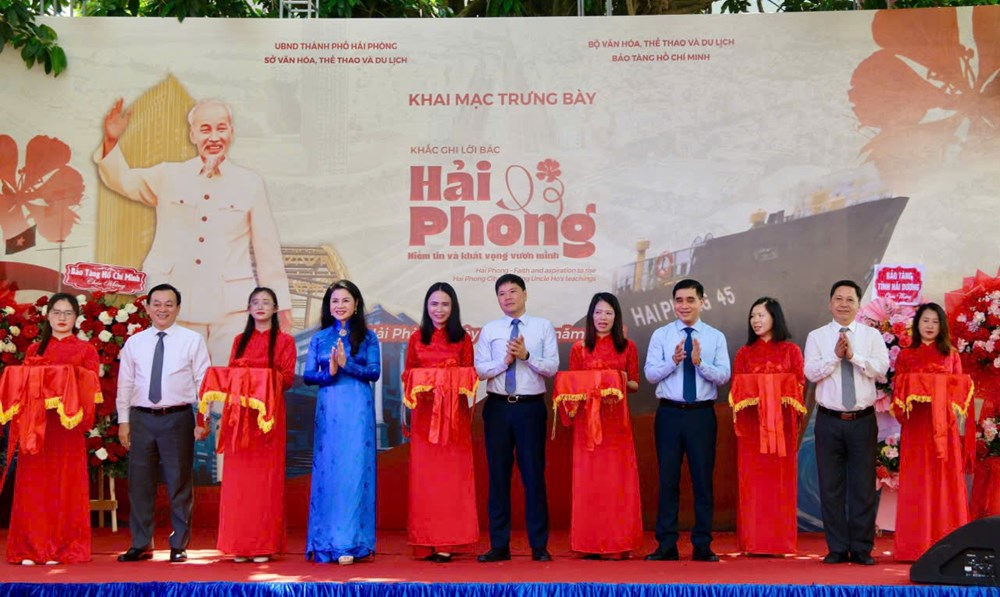 Trưng bày chuyên đề “Khắc ghi lời Bác, Hải Phòng – Niềm tin và khát vọng vươn mình“ - ảnh 1