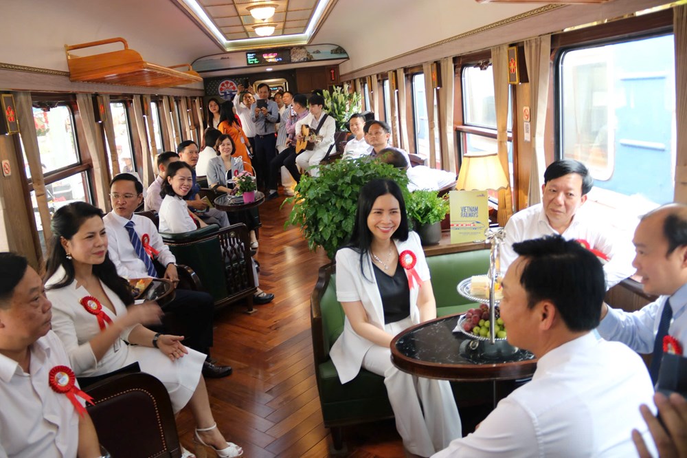 Công bố điểm du lịch Ga Hải Phòng và khai trương đoàn tàu Hoa Phượng Đỏ - ảnh 5