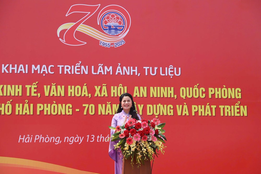 Triển lãm thành tựu 70 năm xây dựng và phát triển Hải Phòng - ảnh 2