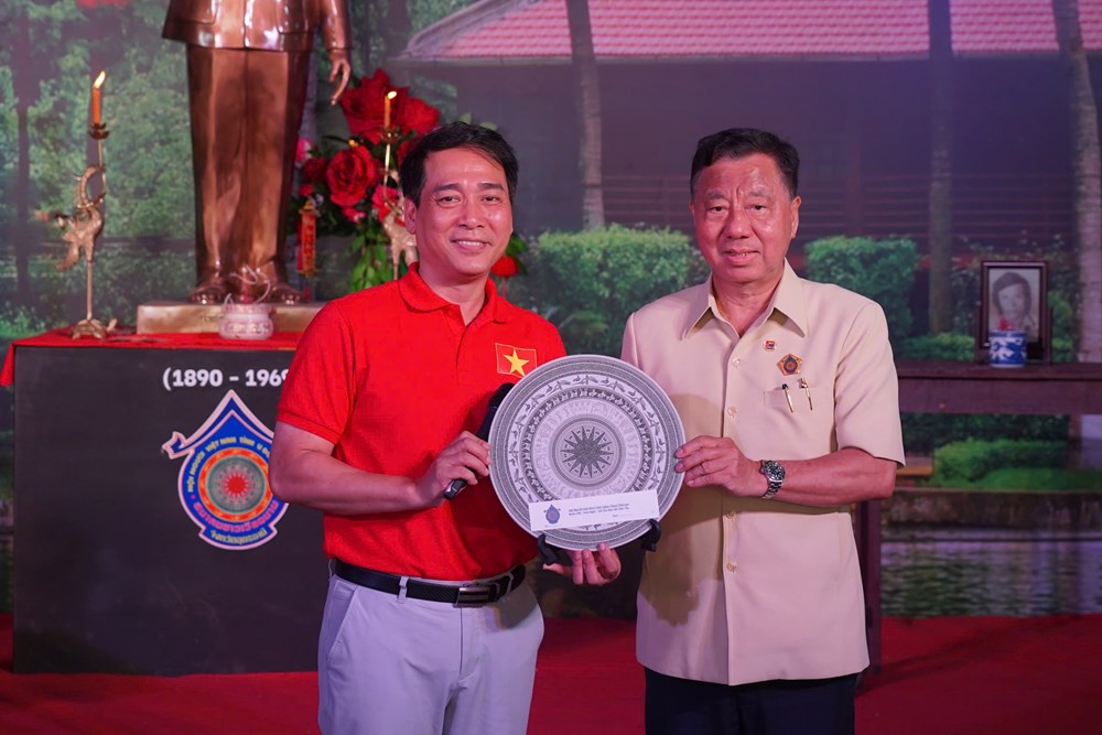 Nhà hát Kịch Việt Nam biểu diễn nhiều chương trình nghệ thuật về Chủ tịch Hồ Chí Minh - ảnh 2