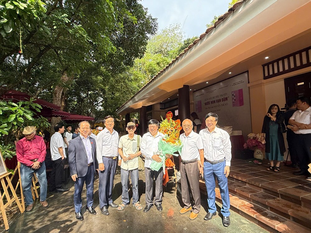 “Nước non vạn dặm”: Bộ tiểu thuyết đồ sộ về cuộc đời và sự nghiệp của Chủ tịch Hồ Chí Minh - ảnh 5