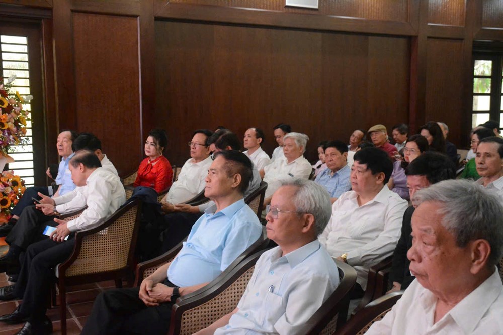 “Nước non vạn dặm”: Bộ tiểu thuyết đồ sộ về cuộc đời và sự nghiệp của Chủ tịch Hồ Chí Minh - ảnh 3