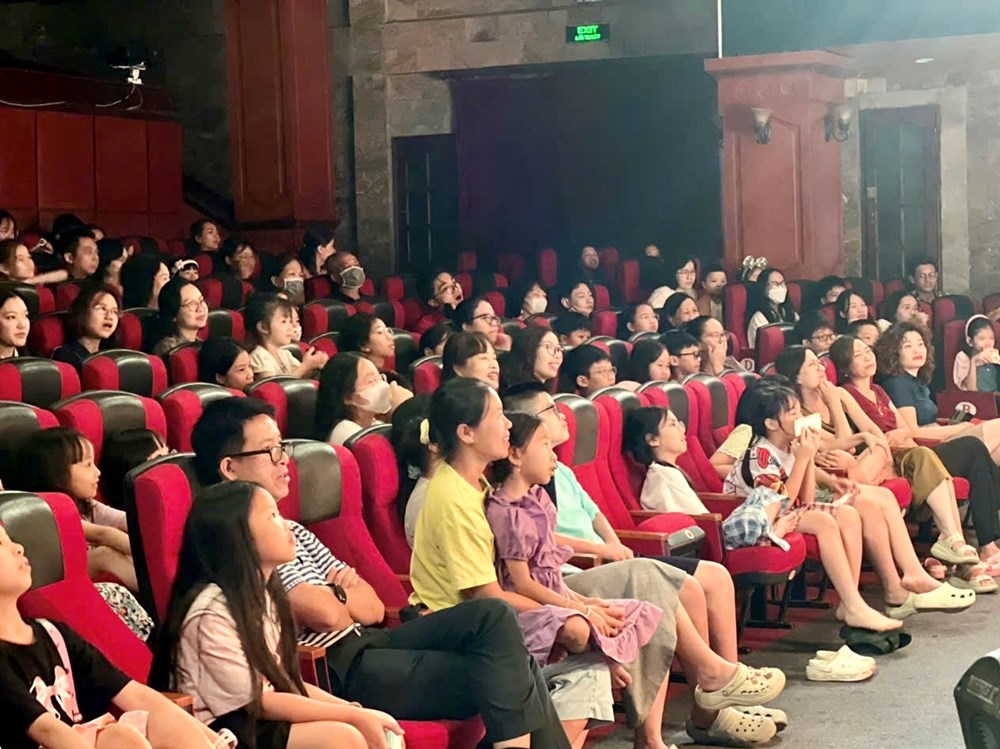 Vở nhạc kịch “Không gia đình”: Gieo mầm yêu thương, vun đắp tâm hồn cho trẻ nhỏ - ảnh 3