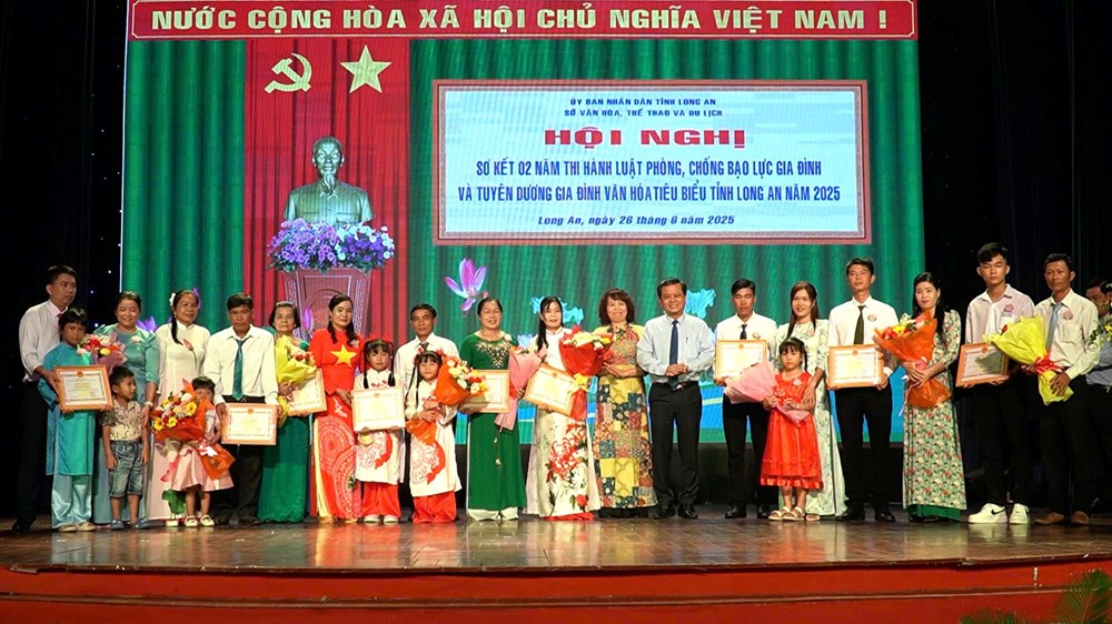 Nhân rộng các mô hình gia đình văn hóa tiêu biểu - ảnh 1